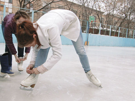«МК» вместе с фигуристками проверил качество льда на спортивных площадках
