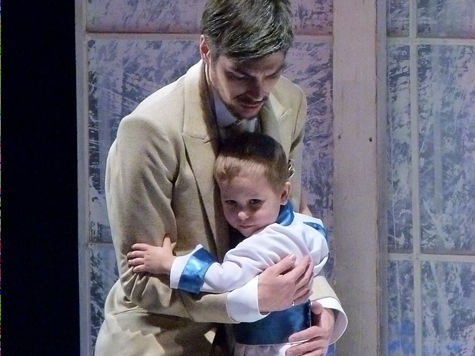 Три маленькие звезды уже в течение полугода работают на сцене самого большого театра Карелии