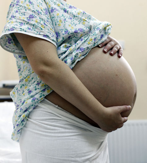 Как прервать нежелательную беременность дома?