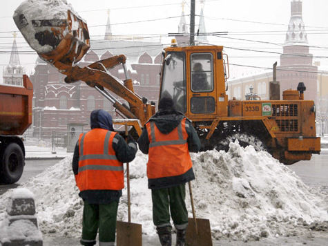 За четыре месяца город пережил 11 крупных снегопадов и 8 ледяных дождей