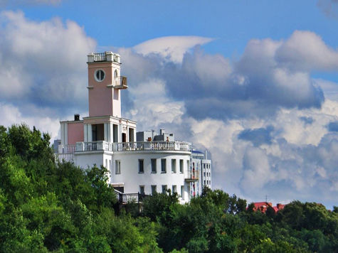 Амурский утес в хабаровске фото Амурский Утёс в опасности - МК Хабаровск