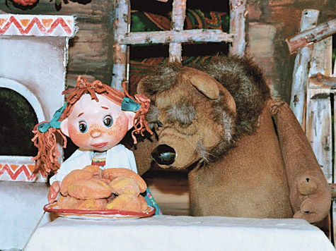 Один из старейших странствующих актерских коллективов, Московский областной государственный театр кукол, празднует в этом году свой 80-летний юбилей