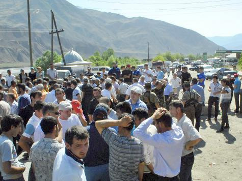 В массовой драке в Дагестане расстреляли семь человек
