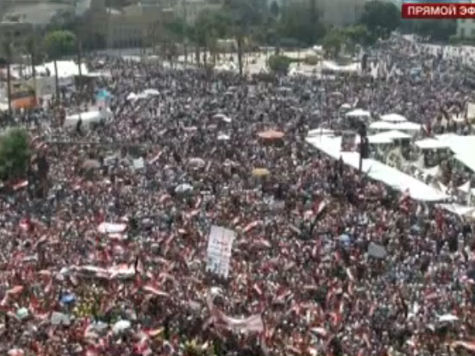 Египетская оппозиция вышла на улицы в годовщину инаугурации президента Мурси