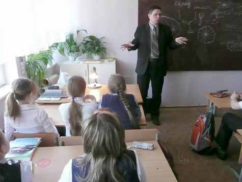 Возобновить занятия в одной из деревенских школ Лотошинского района обязал местную администрацию районный суд