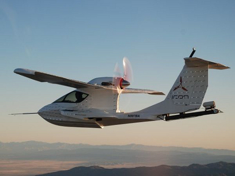 Представлен самолет-амфибия под названием A5, который отличается повышенной защитой от сваливания и вхождения в штопор
