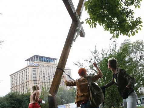 Киевская полиция блокировала офис феминисток