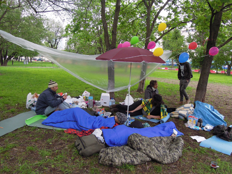 Вдохновленные лагерем «Оккупай Абай» на Чистых прудах, новые лагеря протеста растут как грибы