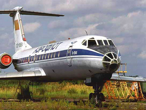Медведев велел вывести ТУ-134 из эксплуатации