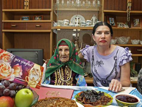 Фарзия апа старые челны. Фарзия апа. Старые челны фарзия апа. Старые челны фарзия апа. Бифатима апа даулетова.