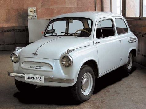 В советское время наш автопром выпускал чудо техники марки «Запорожец»