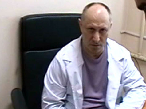 Четыре года лишения свободы за попытку продать койко-место в наркологической клинике 30-летнему алкоголику получил на днях по приговору Зюзинского районного суда врач Махмед Магомедов