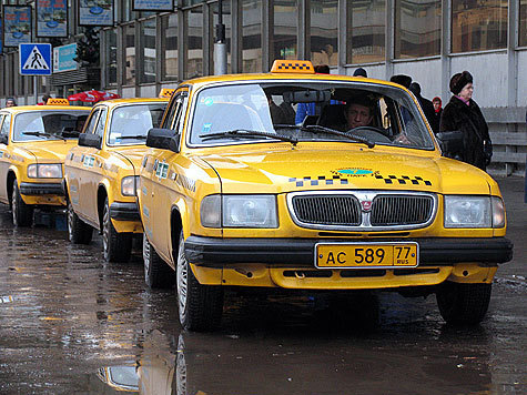 В чрезвычайных ситуациях часть столичных таксистов будет работать бесплатно