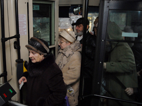 Штраф за проезд в общественном транспорте Москвы по чужой социальной карте может вырасти в 2,5 раза