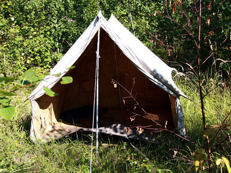 Жить в одной палатке не придется мальчишкам и девчонкам во время походов