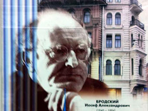 Питерские единороссы украсили город плакатами, на которых изображены знаменитые, но умершие люди под логотипом “Единой России”