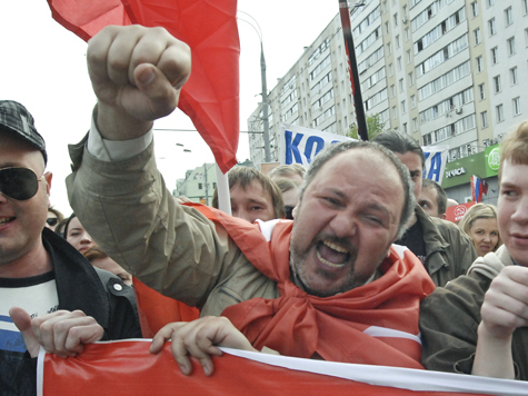 Совет Федерации одобрил закон о наказаниях для участников митинга, когда убедился, что обычным, неполитическим, хулиганам он не грозит 