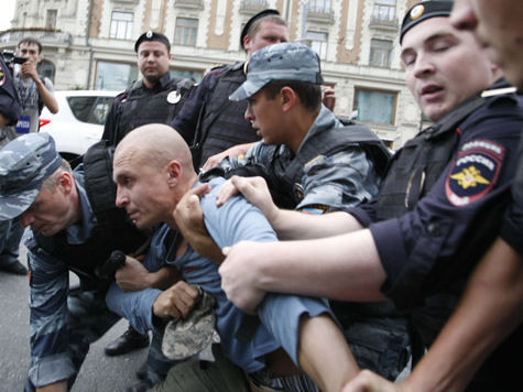 Задержанный полицейскими за «громкий голос» активист «Солидарности» собирается обратиться с заявлением в СК
