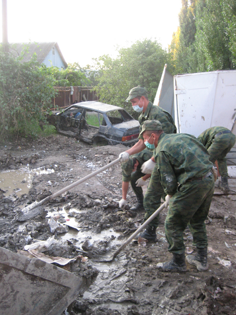 Министр обороны и спецкор «МК» посетили место трагедии  