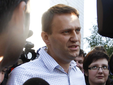 Блогер прокомментировал свою переписку с Белых