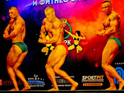 Более сорока спортсменов приняли участие в Открытом чемпионате Карелии по бодибилдингу, бодифитнесу и фитнес-бикини