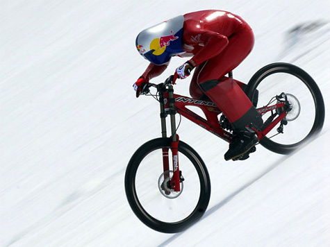 Австриец на велосипеде побил мировой рекорд скорости