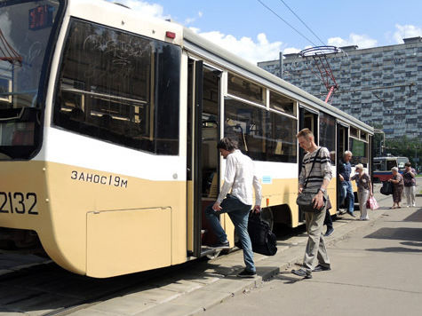 От водителей трамваев в Москве начнут требовать глубокого знания права, психологии и техники обращения со взрывчаткой