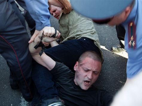 Акция оппозиции в центре Москвы закончилась задержаниями