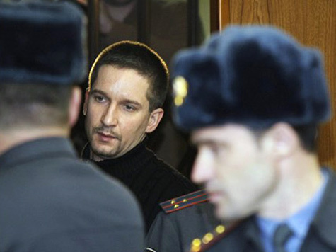 К делу печально известного милиционера Дениса Евсюкова снова вернулись в Тверском районом суде