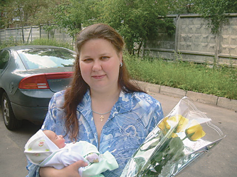 Трехлетний Федор, 13-летний Анатолий и их 34-летняя мама Ирина Горелова задохнулись угарным газом