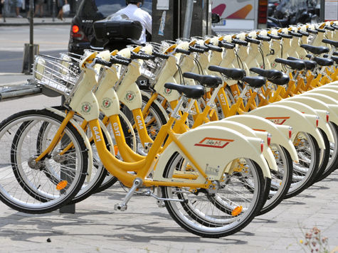 Все создаваемые в Москве велопарковки пронумеруют и оснастят QR-кодами для удобства велосипедистов