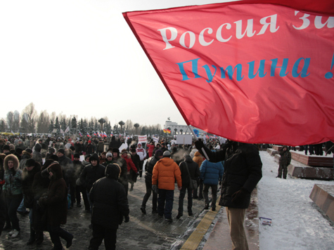 В ассоциации «Гражданский контроль» считают, что на митинги в поддержку Путина люди идут от души, а на Болотную — за деньги