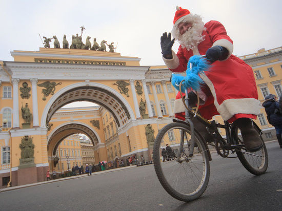 Тысячи петербуржцев ездят зимой на велосипедах 