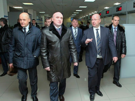 Субботний день, 25 января, для исполняющего обязанности губернатора Челябинской области Бориса Дубровского был рабочим. 
