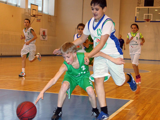 В Верхнекамье стартовал первый в России баскетбольный турнир младших школьников