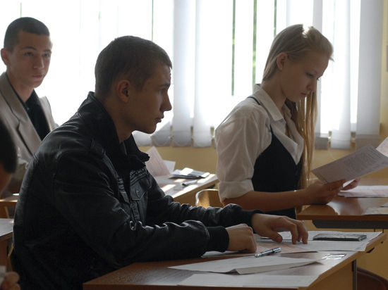 Оценки ЕГЭ недостоверны и не могут оценить качества российского среднего образования?
