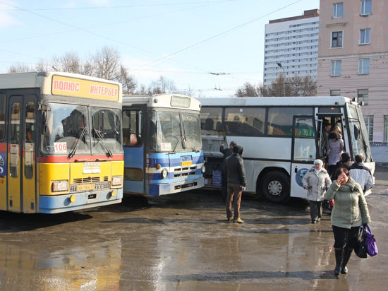 Автобус североморск. Автоколонна 1118. Автоколонна 1438. Автоколонна Мурманск. Мурманск Абрам мыс автобус.