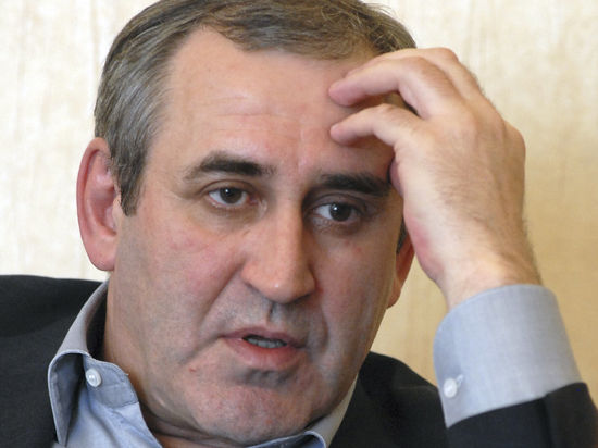 Вице-спикер Госдумы Неверов подал иск против Навального Вице-спикер Госдумы Неверов подал иск против Навального