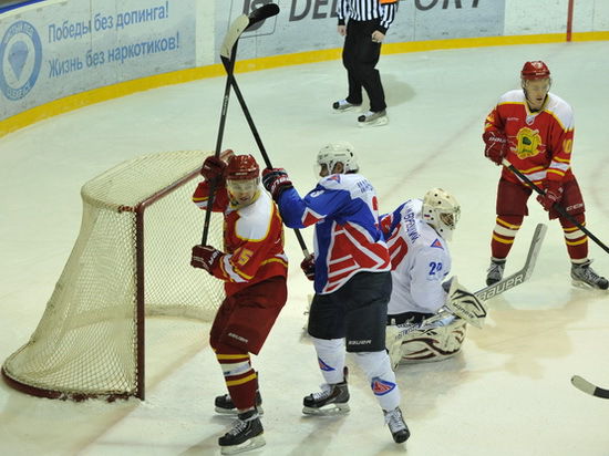 В регулярном чемпионате ВХЛ «Ариаде» осталось провести три домашних матча