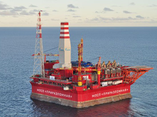 Президент РФ Владимир Путин дал старт первому в России проекту нефтедобычи на континентальном шельфе Арктики
