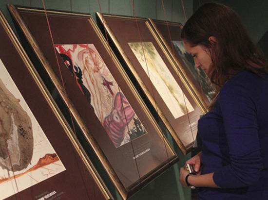 В Сургуте открылась экспозиция произведений Сальвадора Дали
