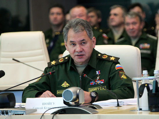 Министр обороны РФ назвал провокацией фотографии военной техники с российскими номерными знаками 