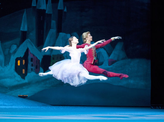  Только на MK.RU история легендарного рождественского балета Чайковского
