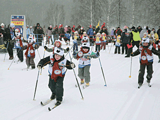 На лыжном стадионе в Красногорском районе стартовал всероссийский детский лыжный фестиваль «Крещенские морозы» имени Сергея Веселова