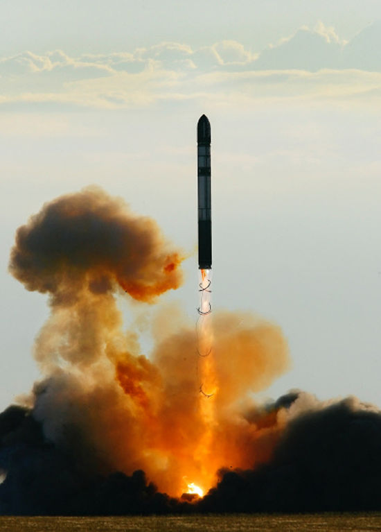 РВСН получат новую тяжелую межконтинентальную ракету