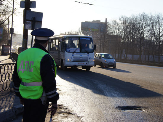 Мэрия Екатеринбурга подставила водителей общественного транспорта
