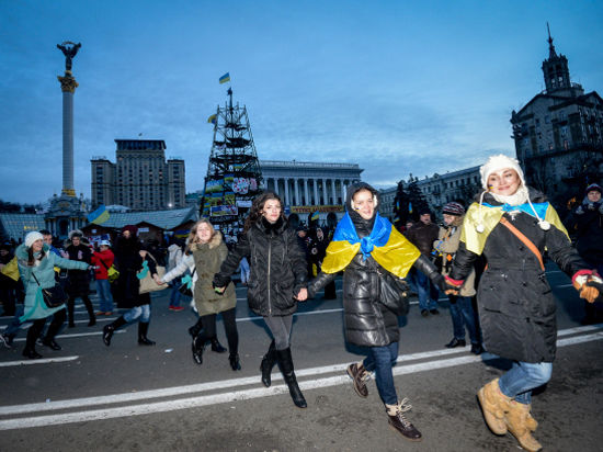 Российский актер выступил перед участниками протеста в Киеве