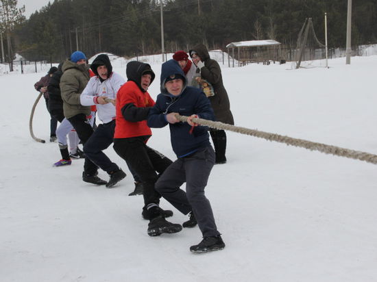 В Барнауле прошла краевая зимняя спартакиада для подростков, находящихся в зоне особого внимания