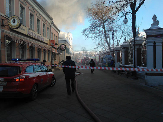 В результате происшествия движение в районе возгорания было перекрыто несколько часов

