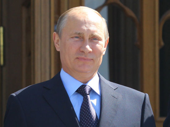 Президент поблагодарил военных за сдачу «серьезного экзамена» в Крыму